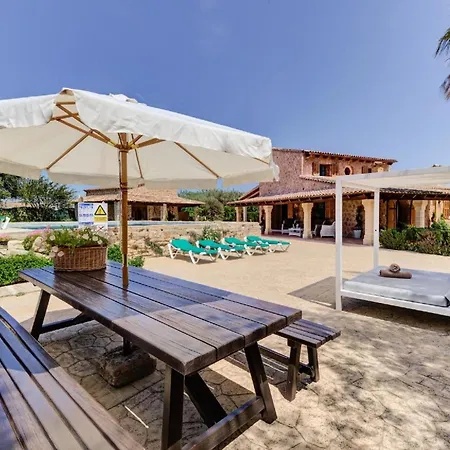 Mit Privatpool Fuer 6 Personen Ca 300 Qm In Alcdia, Mallorca Nordkueste Von Mallorca 別荘 アルクディア